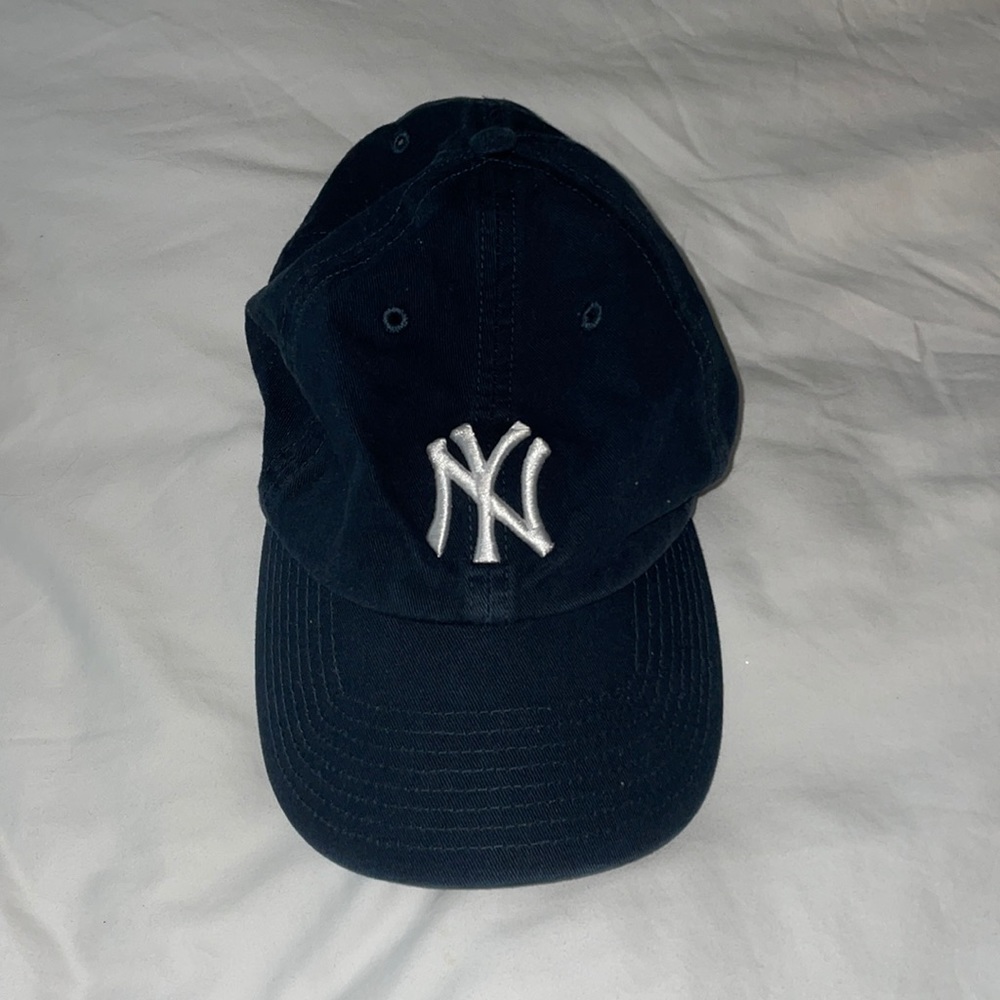 Perfect condition women’s yankees hat